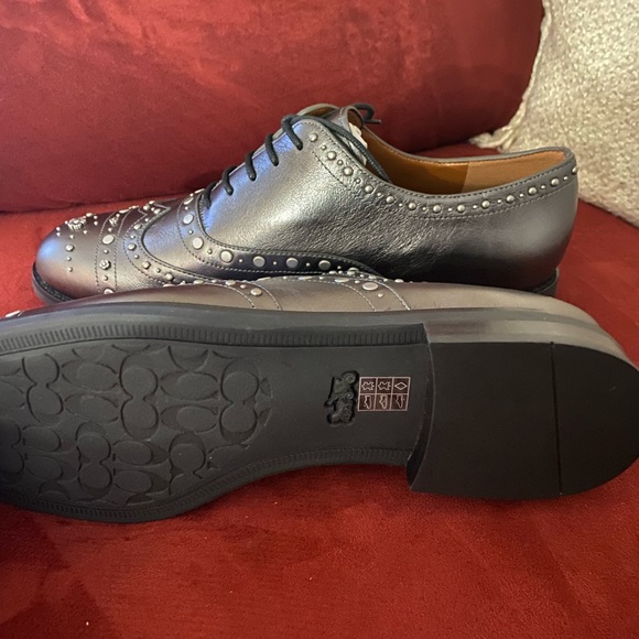 Coach shoes - Picture 2 of 4